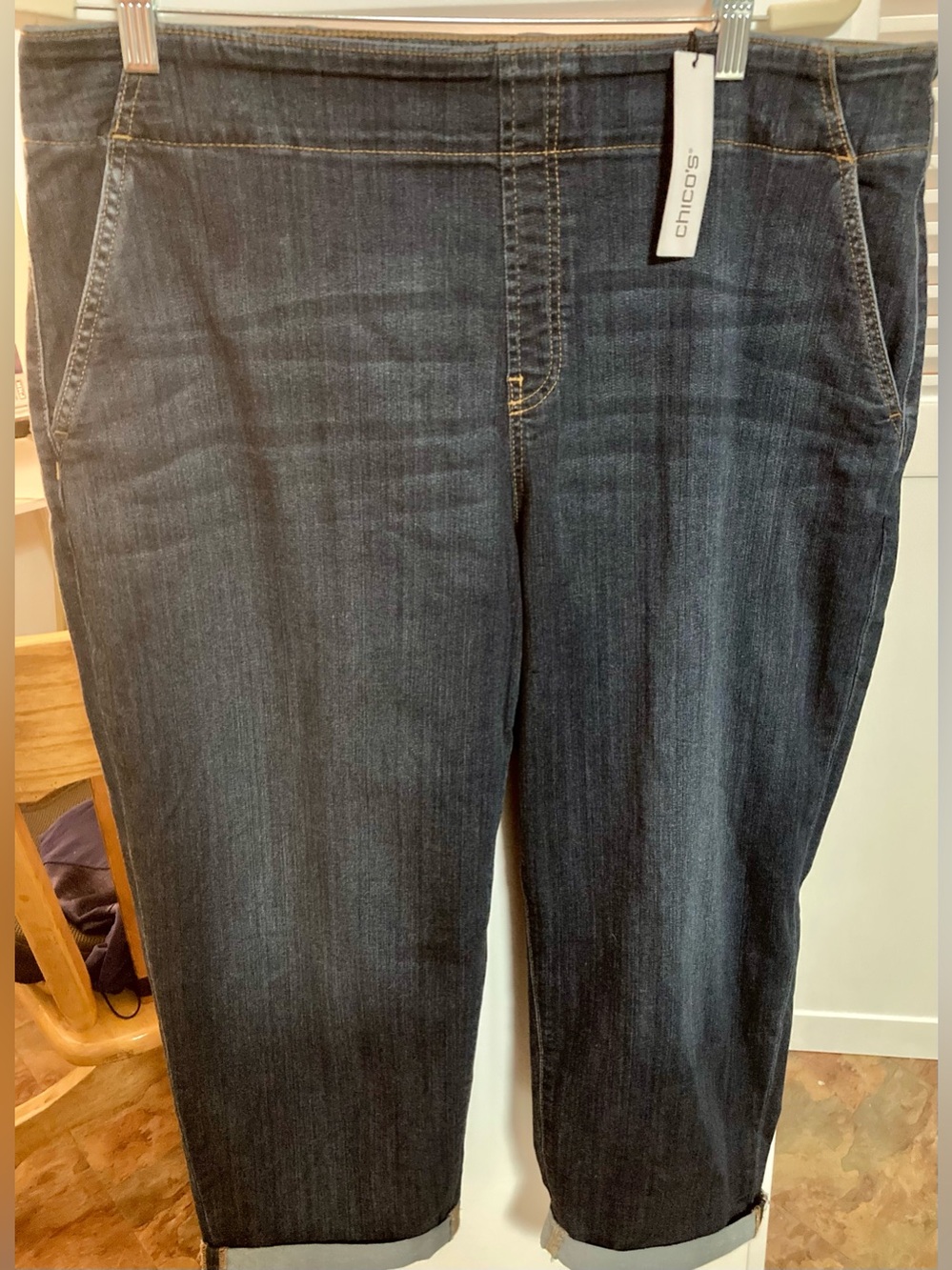 Chico's Pull On Cropped Jeans/ Jeggings